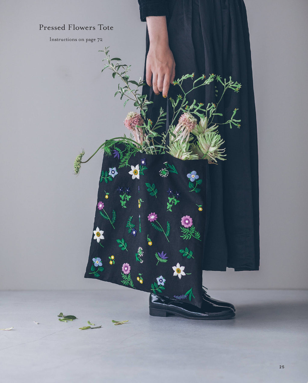 Simply Stitched with Wool by yumiko higughi - interior pages